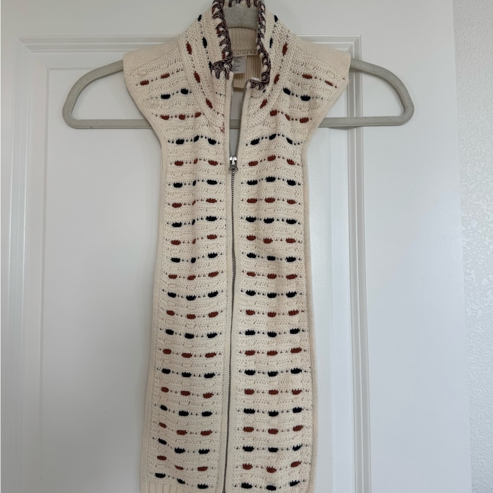 Veronica Beard Cream Knit Dickey with Blue and Gold Accents